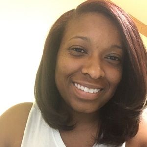 Meet your Posher, Janelle